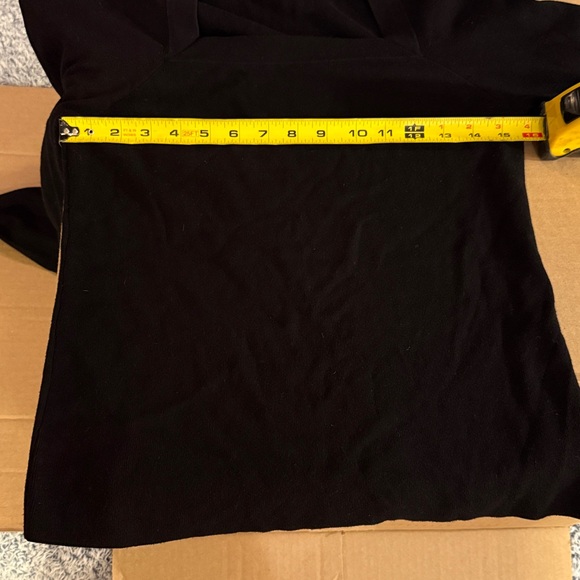 White House Black Market sweater by White House Black market EUC size large - Picture 4 of 15